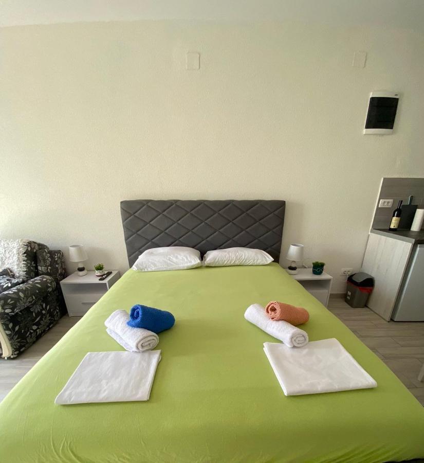 Apartment Iva Bijela Extérieur photo