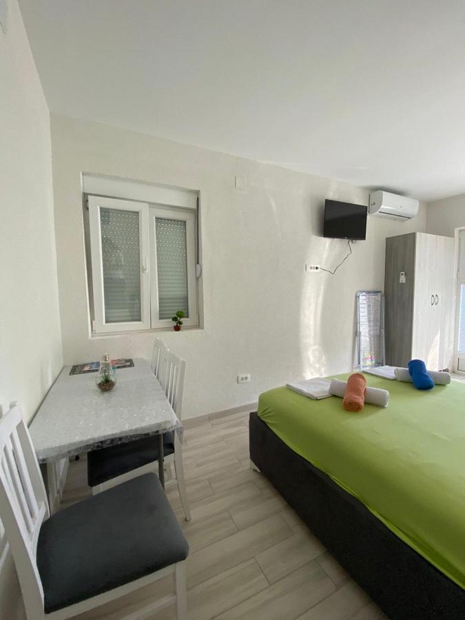 Apartment Iva Bijela Extérieur photo