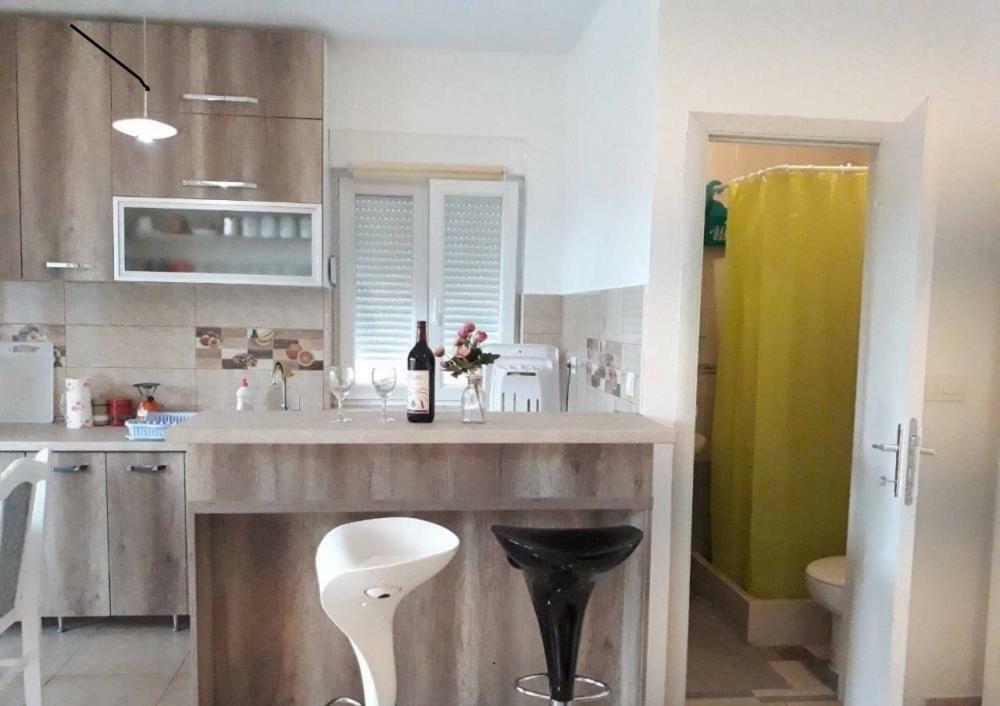 Apartment Iva Bijela Extérieur photo